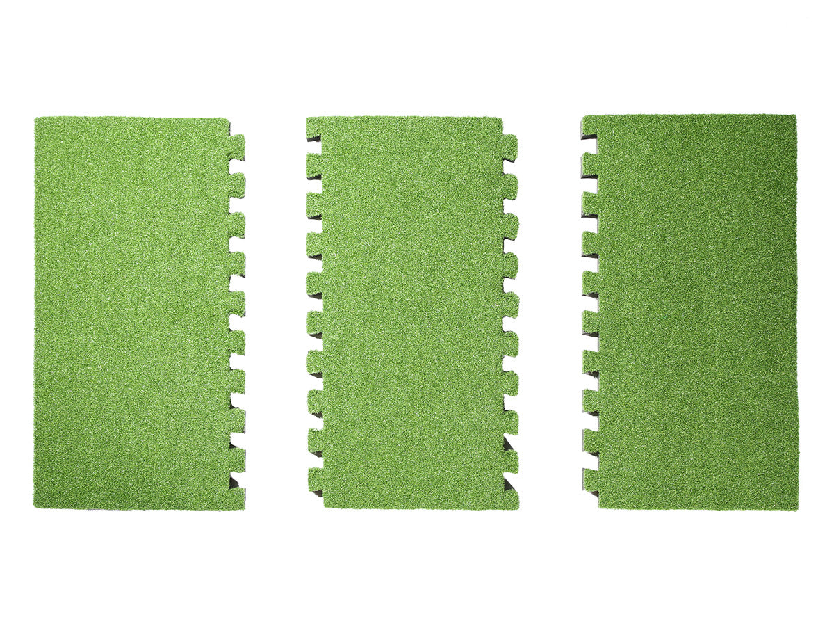 Interlocking snap-fit golf mat design ensures secure assembly and easy breakdown for storage