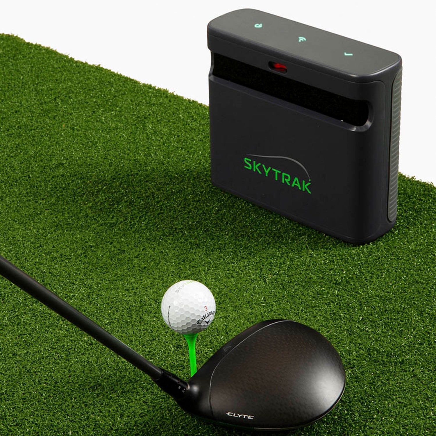 SKYTRAK ST MAX launch monitor on premium hitting mat ready for indoor golf practice