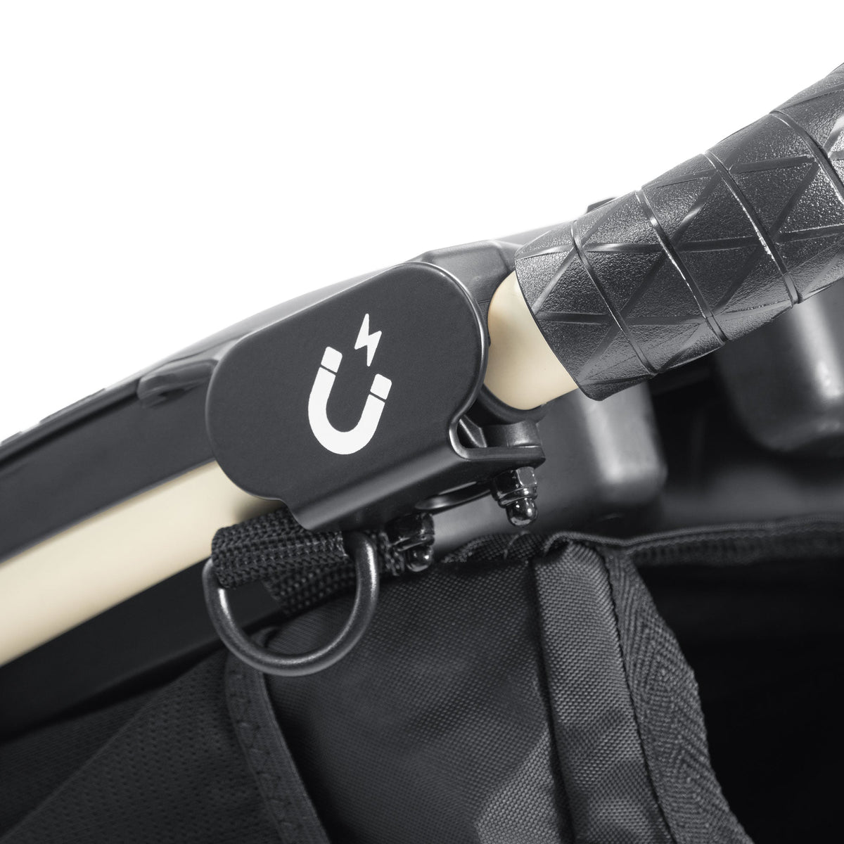 Bag Boy Nitron Swivel golf cart, sand black, magnet detail