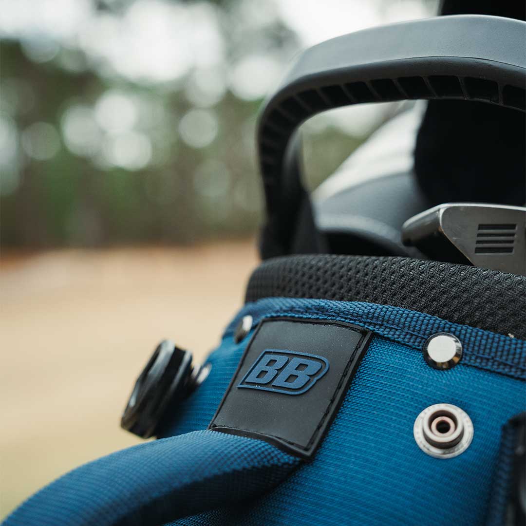 Bag Boy HB-100 Hybrid Stand Bag, close-up logo detail
